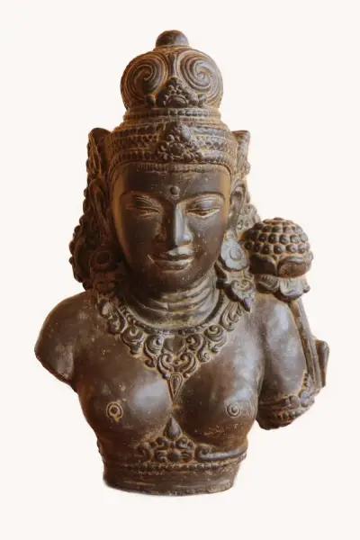 Product image 1 of the product “Sri Dewi Bust 50cm, cast stone, Antique Finish ”